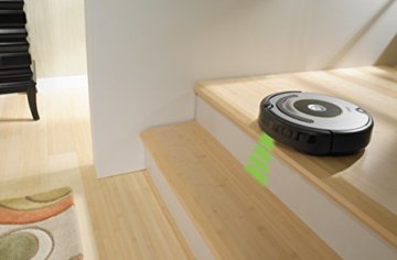 iRobot Roomba 615 Saugroboter Holzboden